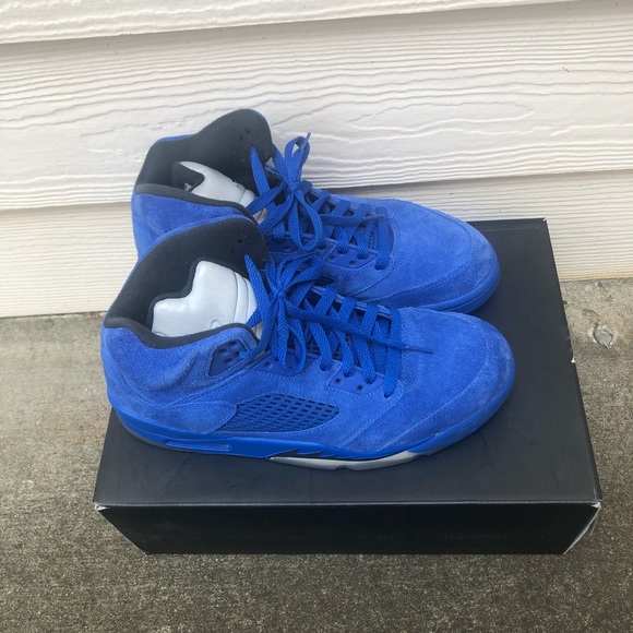 royal blue jordan 5's
